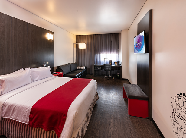 QRO-HAB_0000s_0008_F68_2270-OP